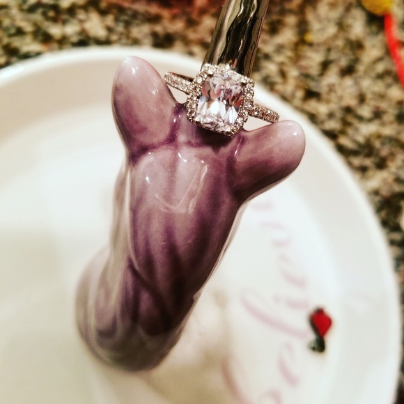 💎💍Cubic Zirconia stone engagement/promise ring - Picture 2 of 4